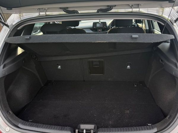 Hyundai i30 Hatchback, Diesel, 2017, Silver