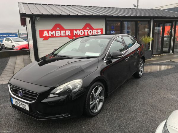 Volvo V40 Hatchback, Diesel, 2016, Black
