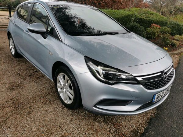 Opel Astra Hatchback, Diesel, 2016, Silver
