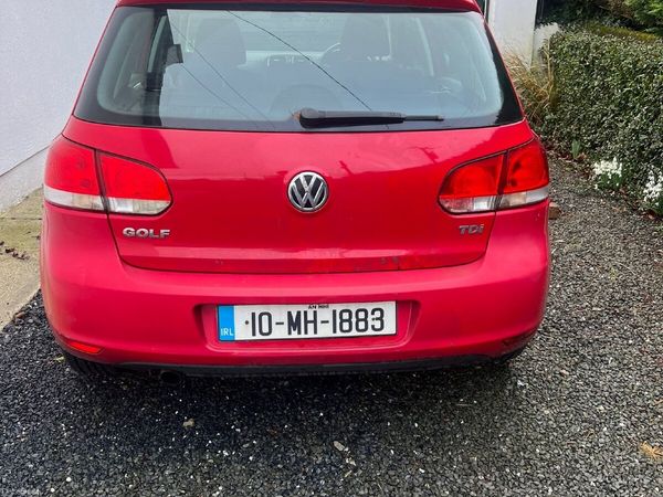 Volkswagen Golf Hatchback, Diesel, 2010, Red