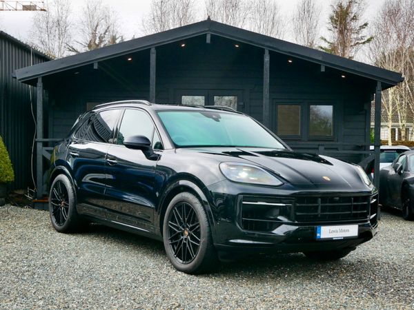 Porsche Cayenne SUV, Petrol Plug-in Hybrid, 2025, Black
