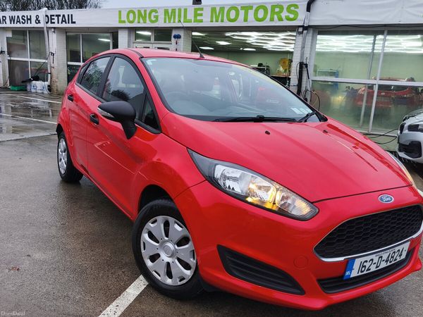 Ford Fiesta Hatchback, Petrol, 2016, Red