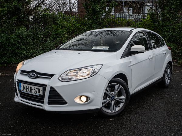 Ford Focus Hatchback, Diesel, 2014, White