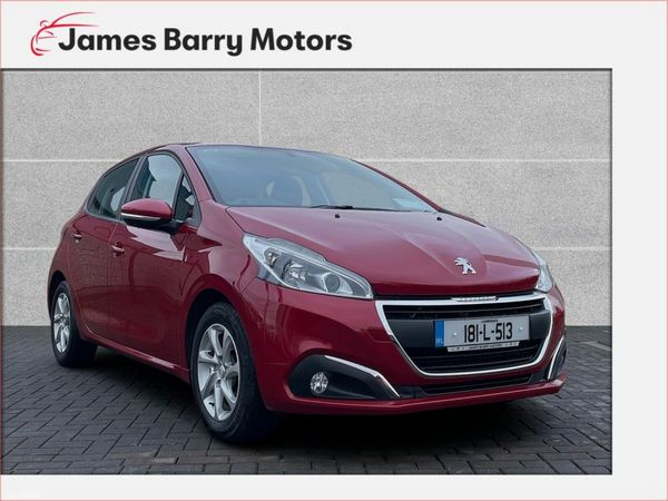 Peugeot 208 Hatchback, Diesel, 2018, Red