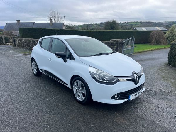 Renault Clio Hatchback, Petrol, 2014, White