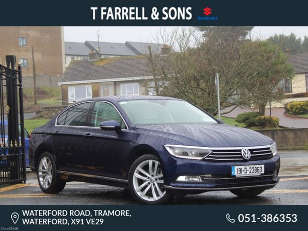 Volkswagen Passat Saloon, Petrol, 2019, Blue