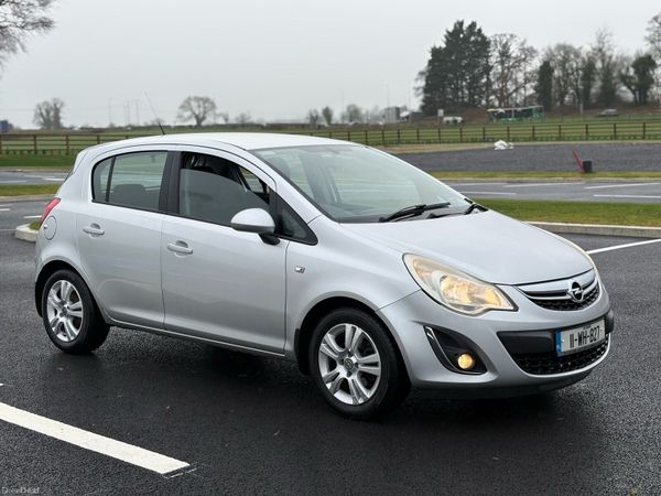 Opel Corsa Hatchback, Diesel, 2011, Silver