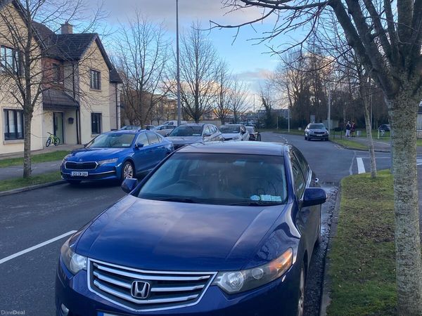 Honda Accord Saloon, Petrol, 2010, Blue
