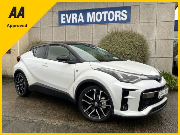 Toyota C-HR SUV, Petrol Hybrid, 2022, White