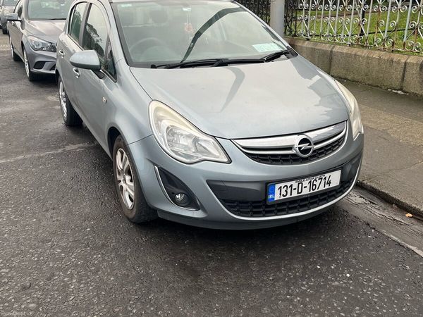 Opel Corsa Hatchback, Petrol, 2013, Silver