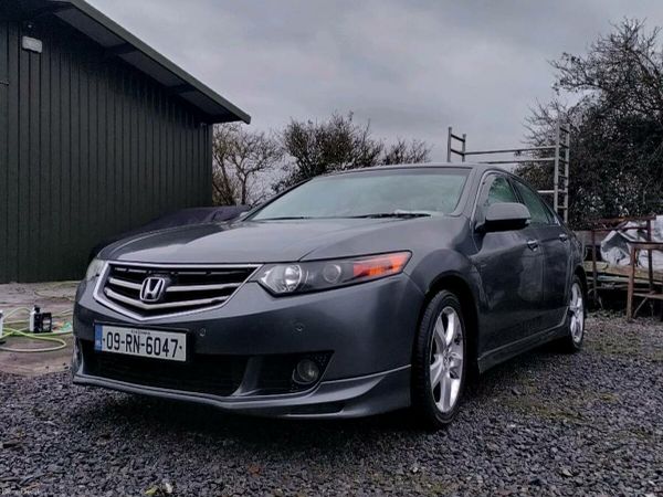 Honda Accord Saloon, Diesel, 2009, Silver