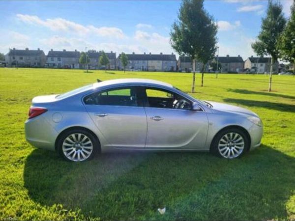 Opel Insignia Saloon, Diesel, 2011, Silver