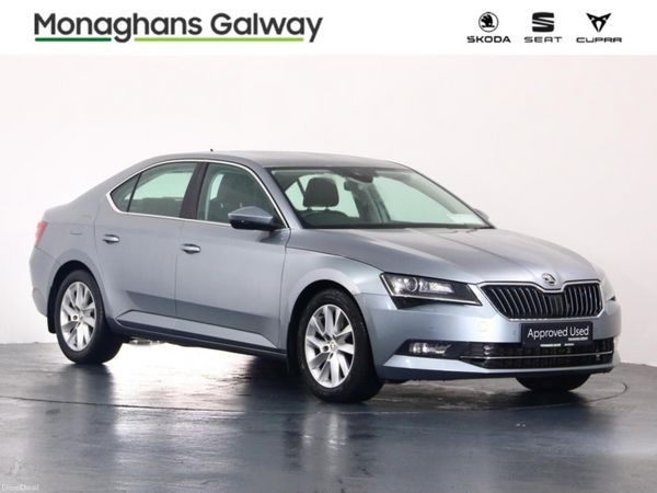 Skoda Superb Hatchback, Diesel, 2019, Grey