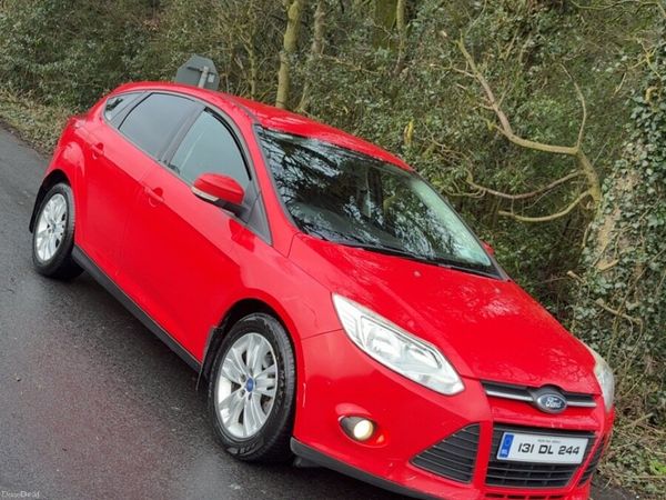Ford Focus Hatchback, Diesel, 2013, Red