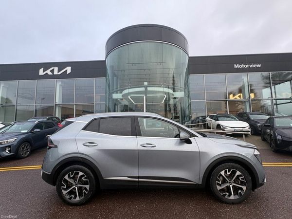 Kia Sportage MPV, Diesel Hybrid, 2023, Grey