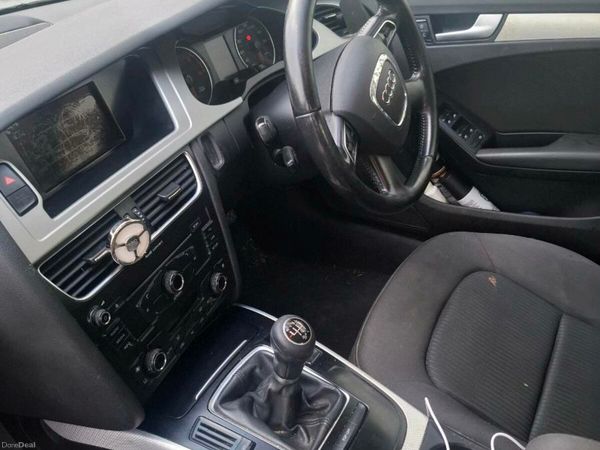 Audi A4 Saloon, Diesel, 2010, White