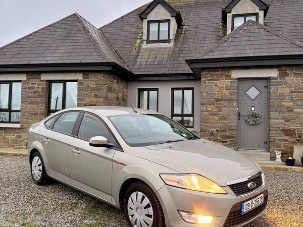 Ford Mondeo Hatchback, Diesel, 2009, Gold
