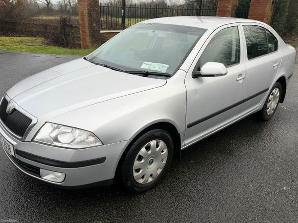 Skoda Octavia Hatchback, Petrol, 2008, Silver