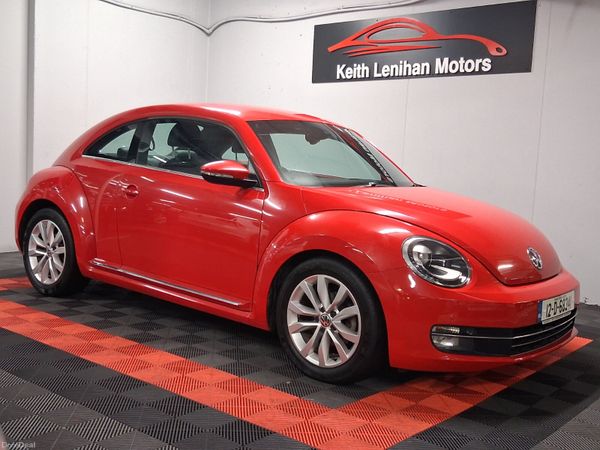 Volkswagen Beetle Hatchback, Petrol, 2012, Red