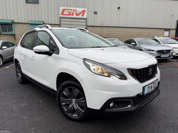 Peugeot 2008 Hatchback, Petrol, 2017, White