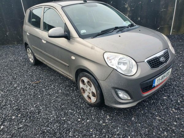 Kia Picanto Hatchback, Petrol, 2011, Silver