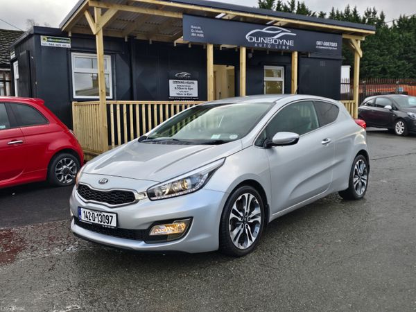 Kia Ceed Hatchback, Diesel, 2014, Silver