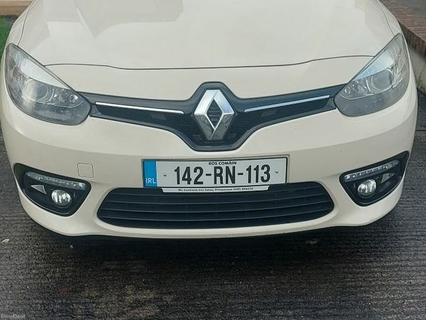 Renault Fluence Saloon, Diesel, 2014, Yellow