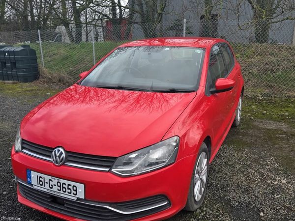 Volkswagen Polo Hatchback, Petrol, 2016, Red