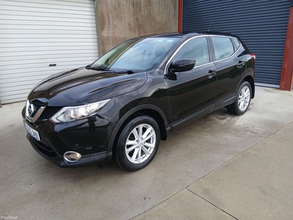 Nissan Qashqai Hatchback, Diesel, 2015, Black