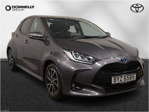Toyota Yaris Hatchback, Petrol Hybrid, 2022, Grey