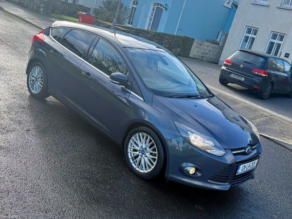 Ford Focus Hatchback, Diesel, 2013, Grey