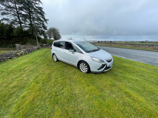 Vauxhall Zafira MPV, Diesel, 2013, Grey