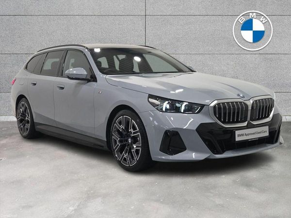 BMW 5-Series Estate, Petrol Plug-in Hybrid, 2025, Grey