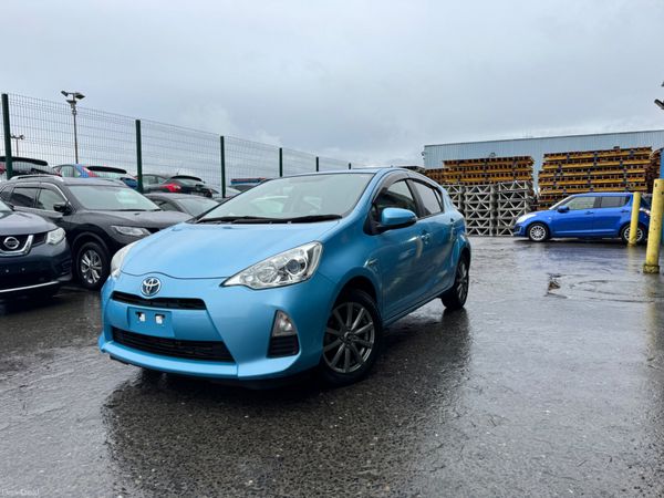Toyota Aqua Hatchback, Petrol Hybrid, 2014, Blue
