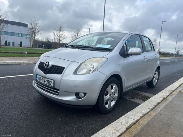 Toyota Yaris Hatchback, Petrol, 2008, Silver