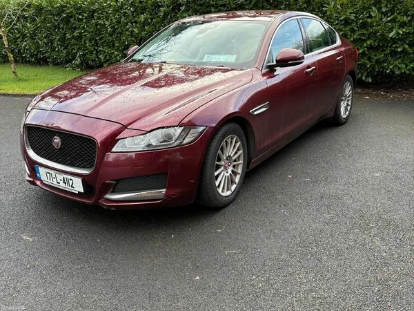 Jaguar XF Saloon, Diesel, 2017, Red