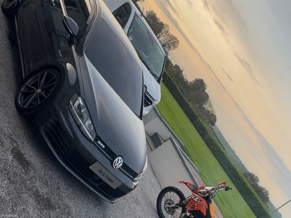 Volkswagen Golf Hatchback, Diesel, 2015, Grey