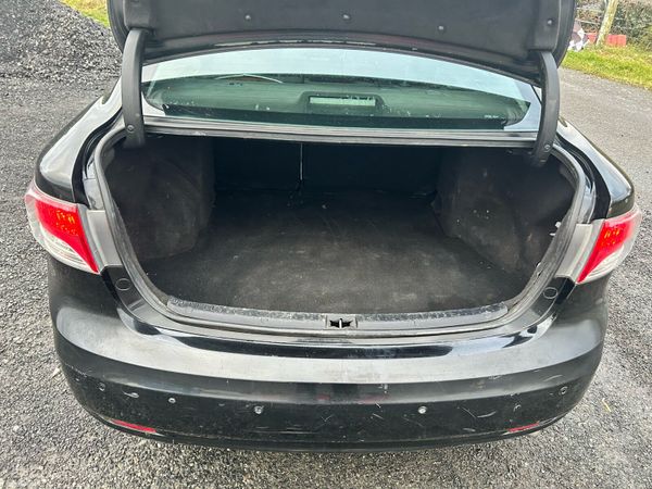 Toyota Avensis Saloon, Diesel, 2010, Black