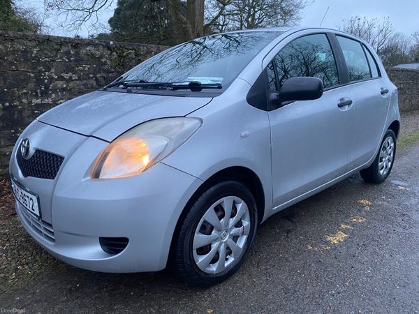 Toyota Yaris Hatchback, Petrol, 2008, Silver