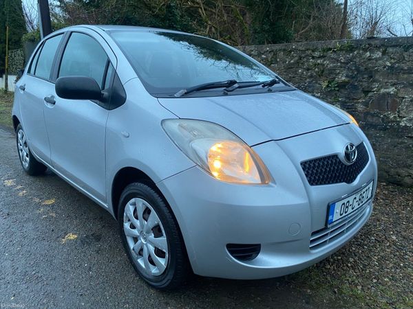 Toyota Yaris Hatchback, Petrol, 2008, Silver