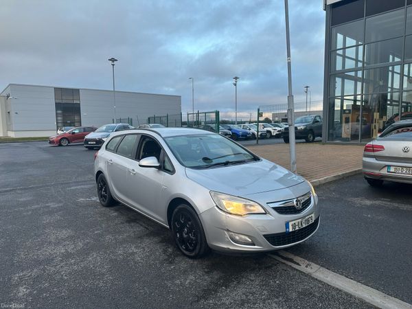 Ford Fiesta Hatchback, Petrol, 2007, Silver