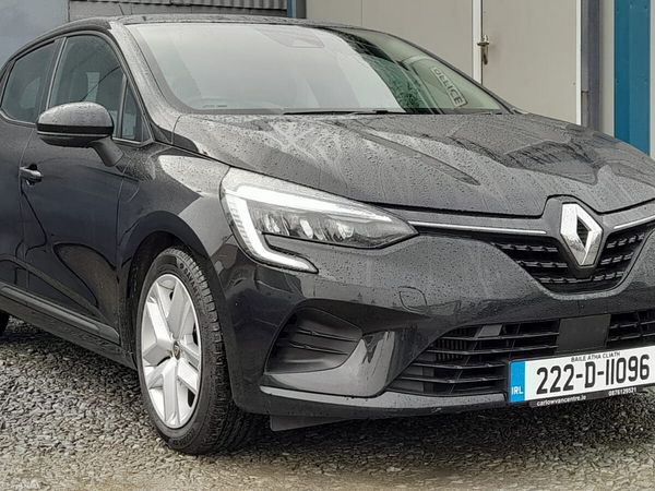 Renault Clio Hatchback, Petrol, 2022, Black