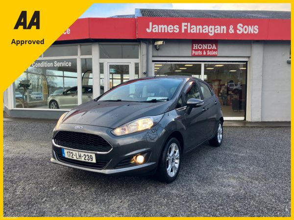 Ford Fiesta Hatchback, Petrol, 2017, Grey