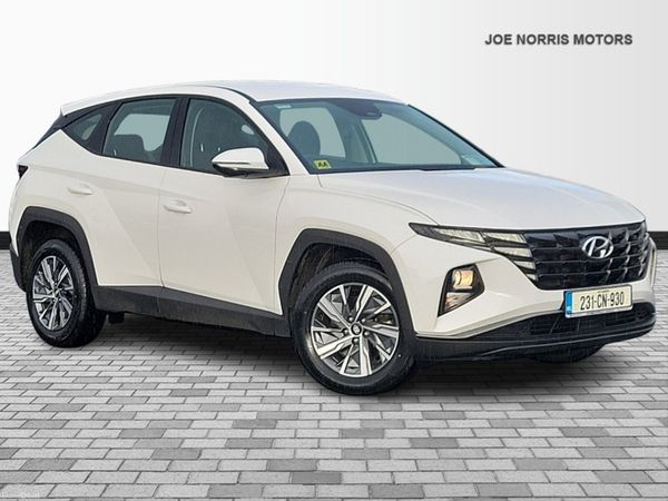 Hyundai Tucson MPV, Petrol Hybrid, 2023, White