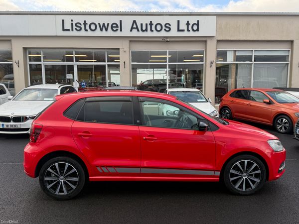 Volkswagen Polo Hatchback, Petrol, 2016, Red