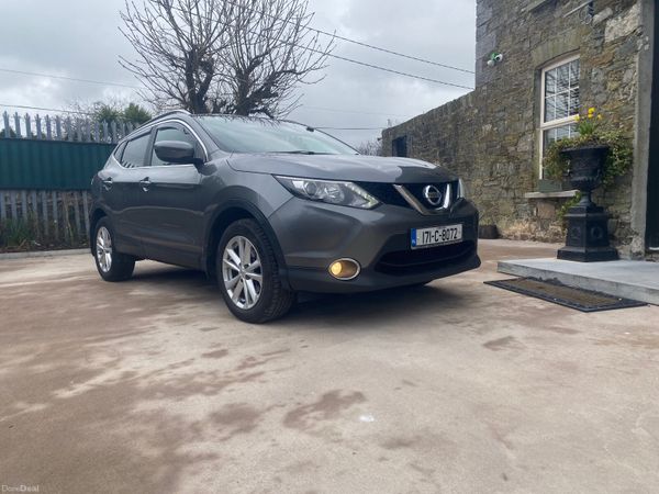 Nissan Qashqai SUV, Diesel, 2017, Grey