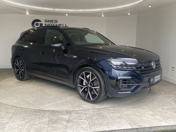 Volkswagen Touareg SUV, Petrol Hybrid, 2022, Blue
