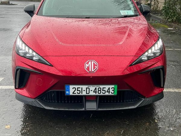 MG MG4 Hatchback, Electric, 2025, Red