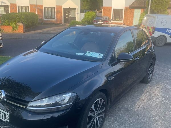 Volkswagen Golf Hatchback, Petrol, 2015, Black
