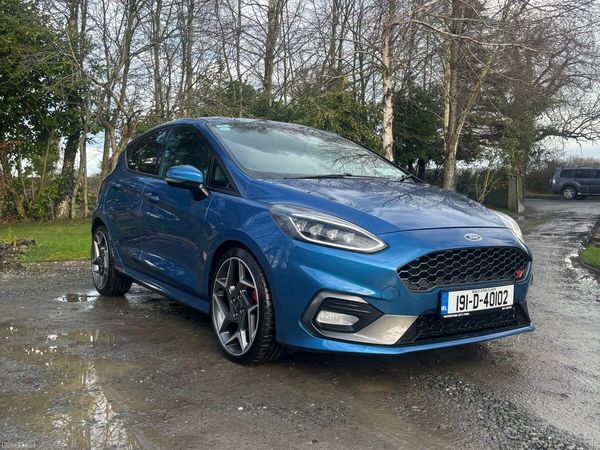 Ford Fiesta Hatchback, Petrol, 2019, Blue